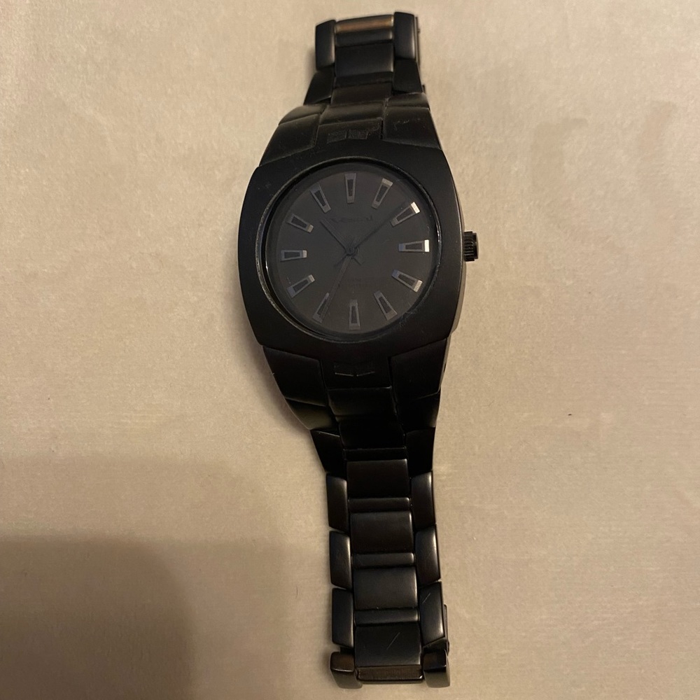 Vestal watch
